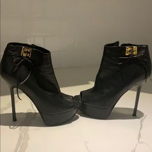 Sergio Rossi black leather open toe bootie